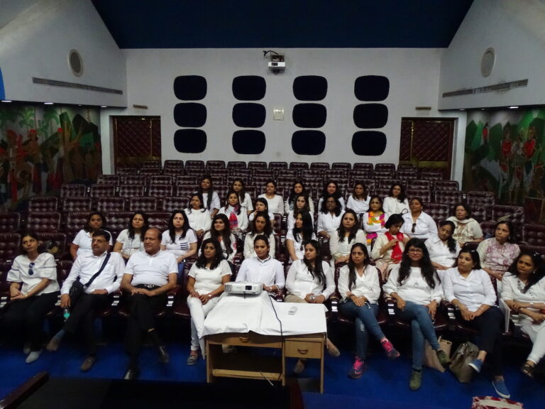 Millennium Mams' :: Amul, Factory Visit